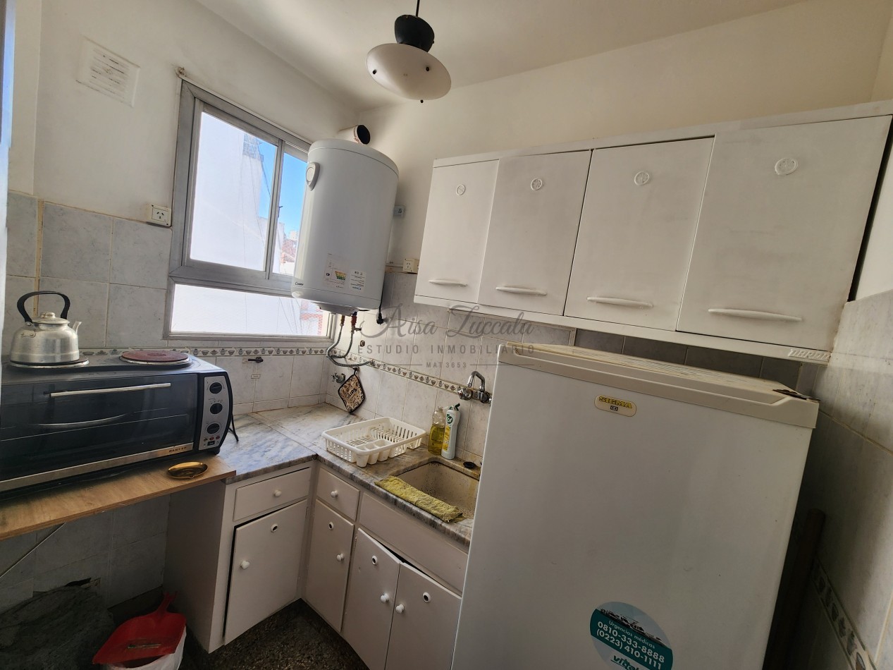 EN VENTA !! ZONA CENTRO - DEPTO 2 AMBIENTES!
