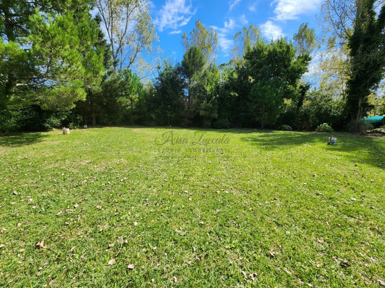 DOS LOTES EN LA CALETA - VENTA EN BLOCK O SEPARADOS