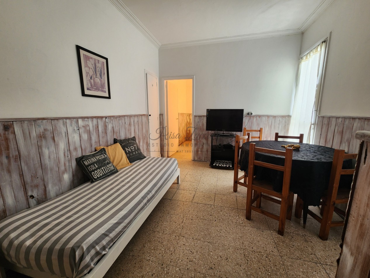 EN VENTA !! ZONA CENTRO - DEPTO 2 AMBIENTES!