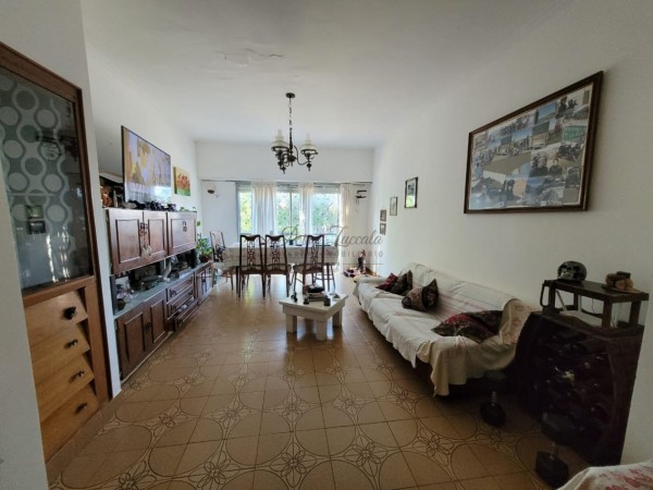 EN VENTA ! ZONA POMPEYA - PH DE 3 AMBIENTES