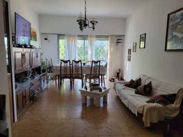EN VENTA ! ZONA POMPEYA - PH DE 3 AMBIENTES