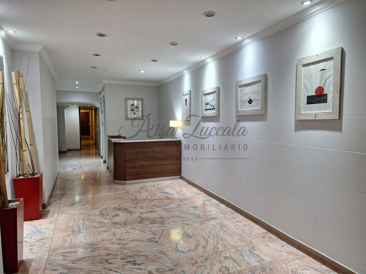 EN VENTA !! 2 AMB. SOBRE PEATONAL SAN MARTIN 