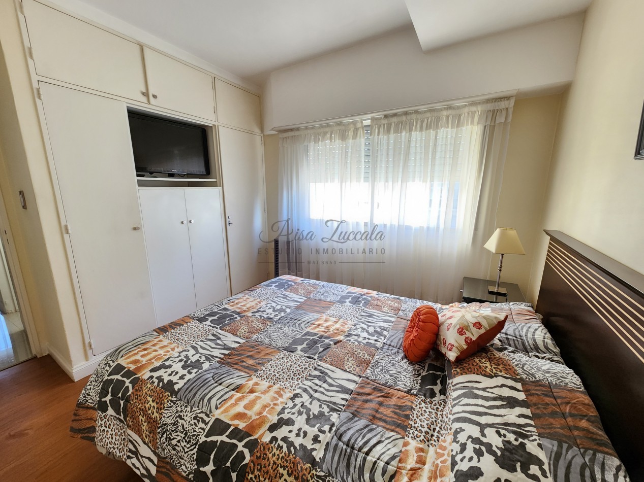 EN VENTA! 2 AMB C/ BALCON Y COCHERA - ZONA CENTRO