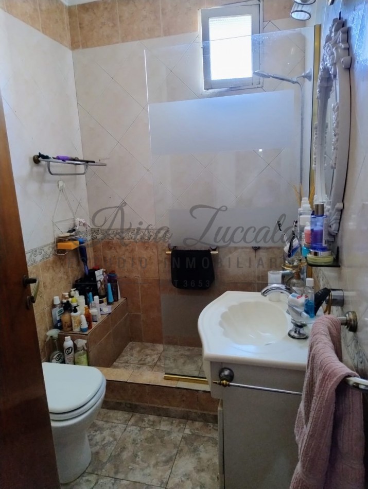 EN VENTA !! 2 AMB. SOBRE PEATONAL SAN MARTIN 