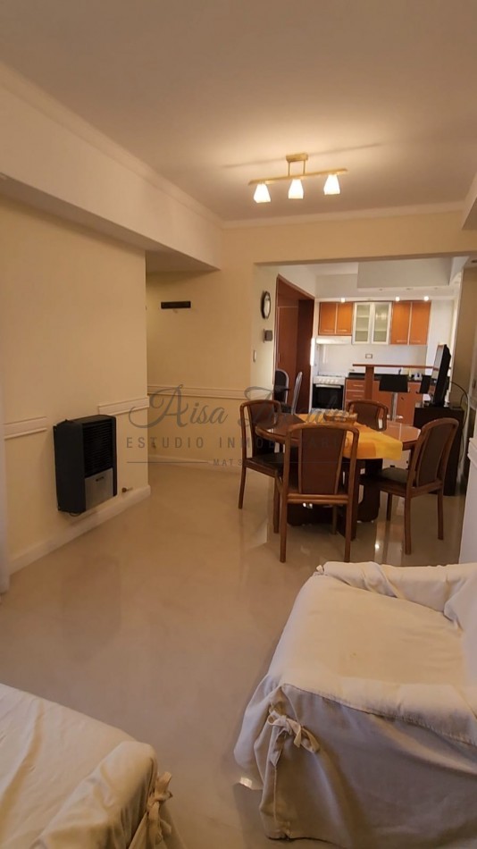 EN VENTA! 2 AMB C/ BALCON Y COCHERA - ZONA CENTRO