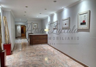 EN VENTA !! 2 AMB. SOBRE PEATONAL SAN MARTIN 